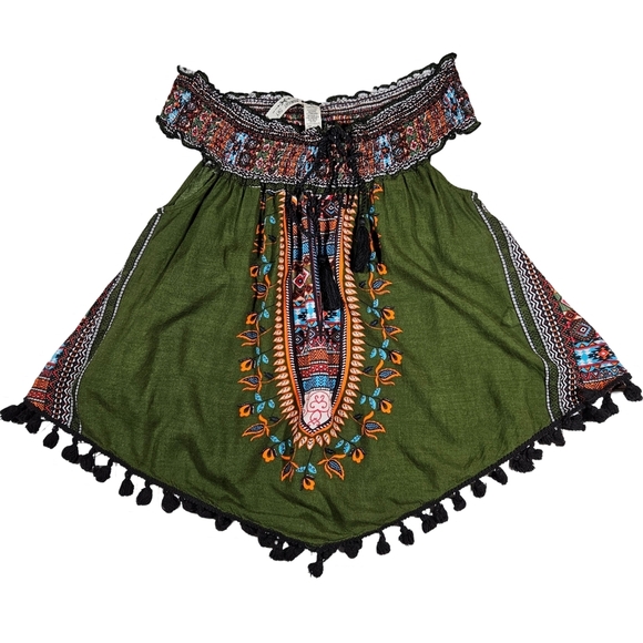 Midnight Sky Juniors Bohemian Style Off The Shoulder Blouse, Green/Multi, Large - Picture 6 of 11